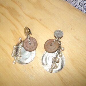 Vtg. Clip-On Earrings